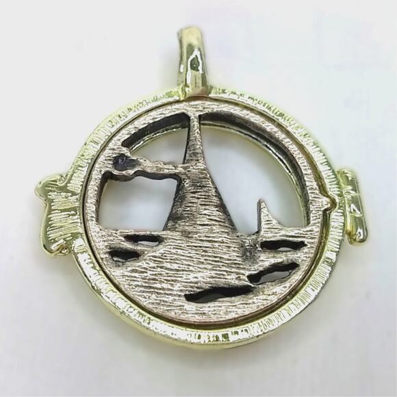 Vintage Charms Lot of 4 Starfish Butterfly Charm Holder Sailboat Heart Pendant - Picture 11 of 12